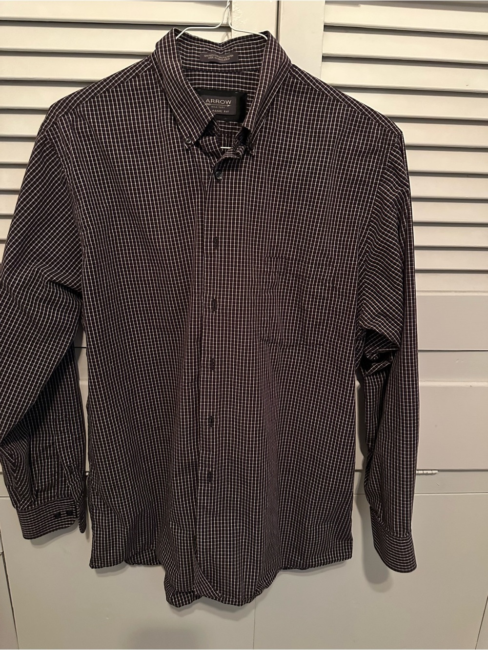 Arrow Men's Black and White Mini Check Button-Up Shirt